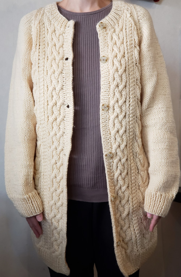 美品　フォクシー　ロングカーディガン　リネン　編み込みデザイン　フリーサイズ 美品 フォクシー ロングカーディガン リネン 編み込みデザイン