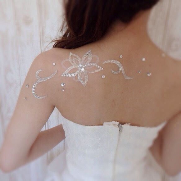 《特集掲載》F20＊メリハリフラワーのウェディングアクセサリー＊ボディジュエリー＊結婚式＊披露宴＊ナチュラル