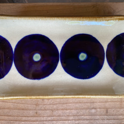 【アウトレット】板皿　青丸紋　２枚セット　エドメ陶房　やちむん　陶器　皿 3枚目の画像