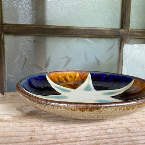 やちむん エドメ陶房 7寸皿（唐草紋化粧なし） - やちむん・琉球