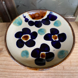 【アウトレット】7寸皿　花紋　２枚セット　やちむん　陶器　エドメ陶房　皿 6枚目の画像