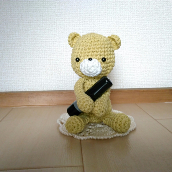 くまさんのあみぐるみ『シャチハタ持ちます♪』【黄色】 1枚目の画像