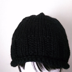 手編みの帽子【黒】 6枚目の画像