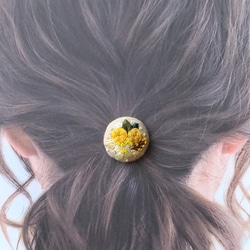 お花の刺繍ブローチ　ヘアゴム　【受注制作】 2枚目の画像