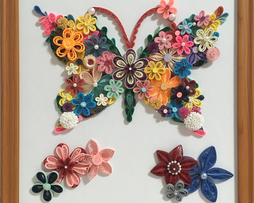 幸運を呼ぶ蝶々〜ペーパークイリング タペストリー・壁掛け Ralentir