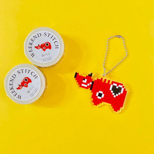 ドット絵 赤べこアクリルキーホルダー キーリング WEEKENDSTITCH