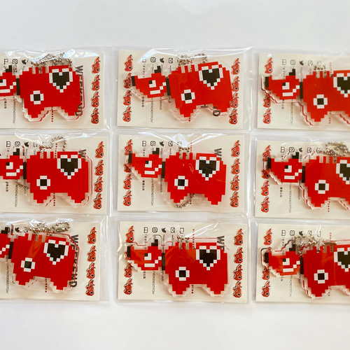 ドット絵 赤べこアクリルキーホルダー キーリング WEEKENDSTITCH 通販