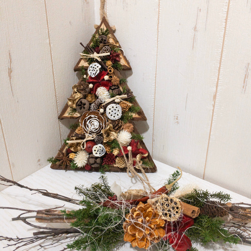 Xmasドライフラワーアレンジ☆ツリー型アレンジと白樺の壁掛けアレンジ