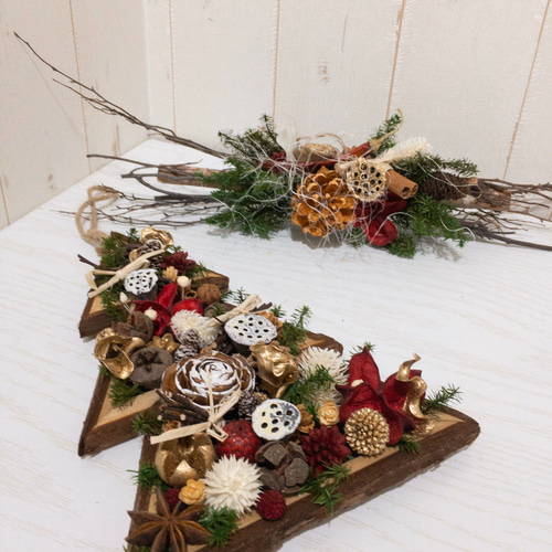 Xmas壁掛け アレンジメント Xmasドライフラワーアレンジ☆ツリー型アレンジと白樺の壁掛けアレンジ