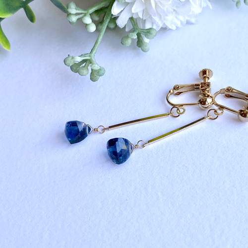 London Blue Quartz Earrings ロンドンブルークォーツのスティック 
