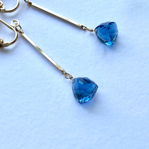 London Blue Quartz Earrings ロンドンブルークォーツのスティック 