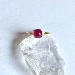 モザンビーク産 宝石質 ルビー 4×6オーバル 爪留めリング 指輪