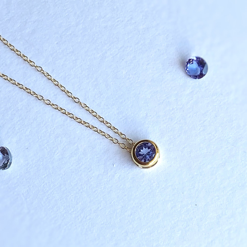 再販♡ 宝石質タンザナイト AAA 5mm ベゼルネックレス 14kgf 灰 再販♡ 宝石質タンザナイト AAA 5mm ベゼルネックレス 14kgf 灰