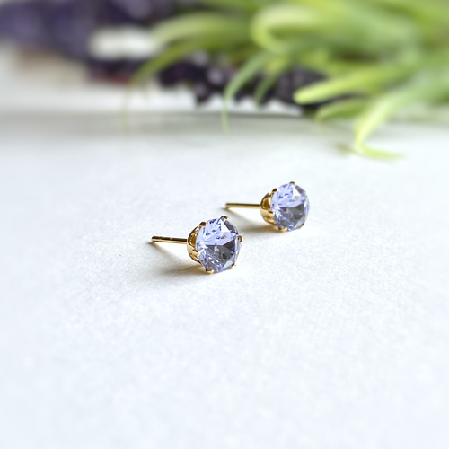 再販♡ スワロフスキーの一粒ピアス プロヴァンスラベンダー
