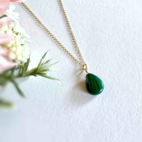 きーこ様k18ネックレストップ マラカイト孔雀石2個