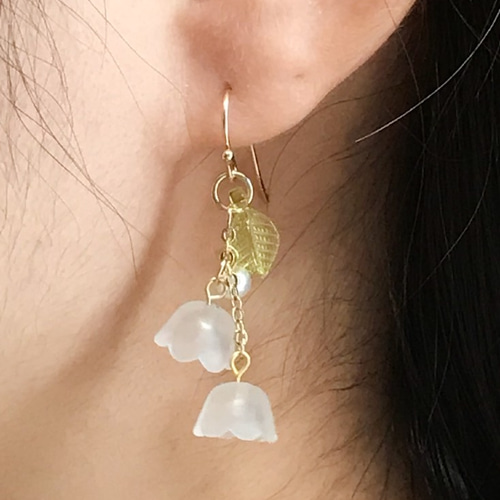 再販♡ スズランのピアス/イヤリング ピアス（フック・チェーン  