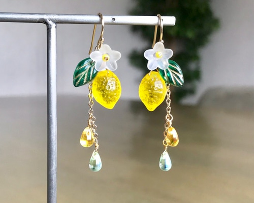 ピアス・イヤリング金具交換無料 チェコビーズ レモンの花香るピアス