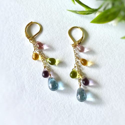 再販♡ アラビアンナイトの虹色の雫 ピアス/イヤリング ピアス（フック 