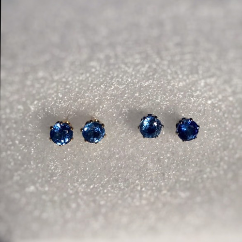 宝石質カイヤナイト 5mm シンプルスタッドピアス 14kgf ピアス