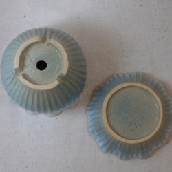 空色フリル陶製植木鉢(皿付き)β 4枚目の画像