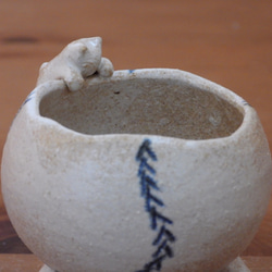 ネコさん　野球ボール(青)　陶製植木鉢 10枚目の画像