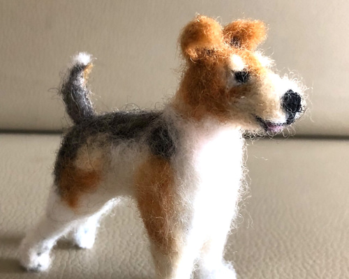 羊毛フェルト犬 ワイヤーフォックステリア ハンドメイド置物
