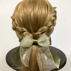 プリンセス風大人可愛いヘアリボン ゴム カーキ色のサテンリボン