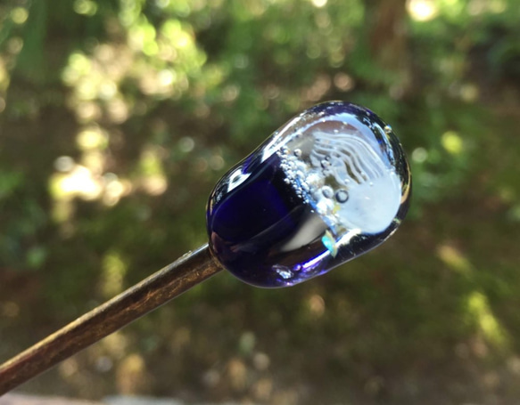 ガラスのクラゲ　かんざし　紫 2枚目の画像