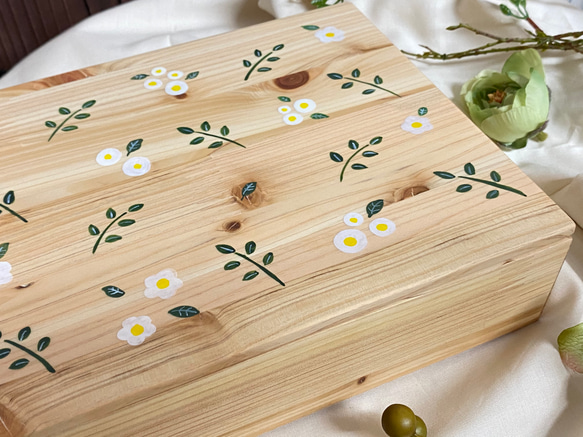 木製ランチボックス【白いお花】 3枚目の画像