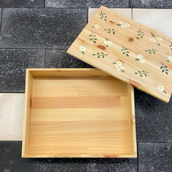 木製ランチボックス【白いお花】 6枚目の画像