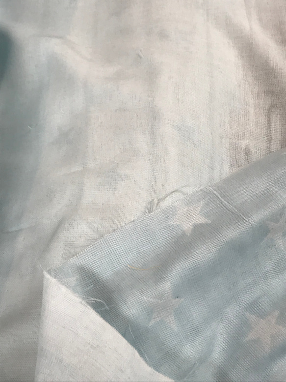 ジャガード織トリプルガーゼ綿100%生地お星様柄薄い水色 3枚目の画像