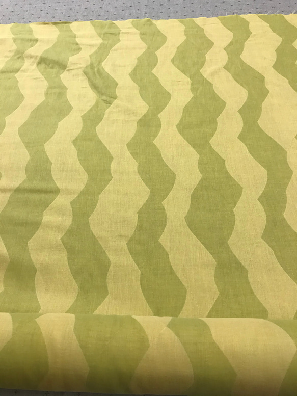 ジャガード織ダブルガーゼ綿100%生地ウェブ柄黄緑黄 1枚目の画像