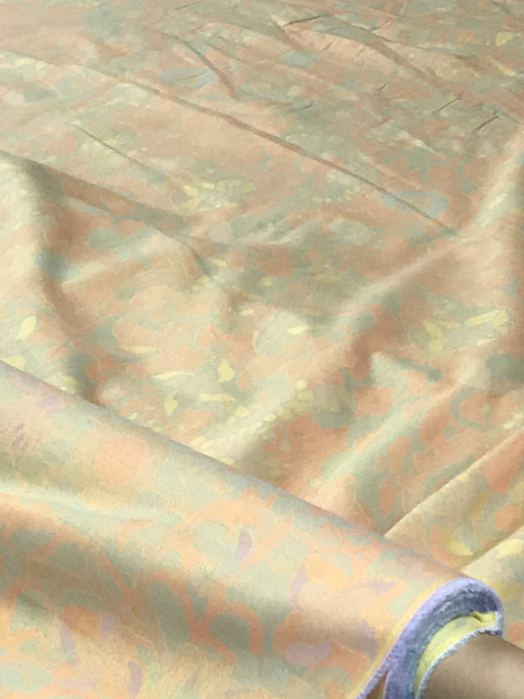 ジャガード織綿100%生地オレンジ花柄 4枚目の画像