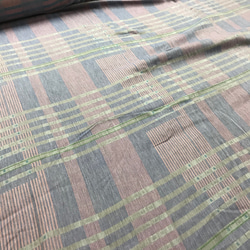 ジャガード織綿100%生地縦糸top糸　ダブルガーゼ幾何学的柄（抗菌防臭加工）115cm×100cmグレーピンク 4枚目の画像