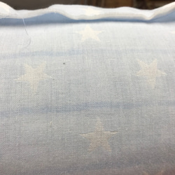ジャガード織トリプルガーゼ綿100%生地お星様柄薄い水色（抗菌防臭加工） 2枚目の画像