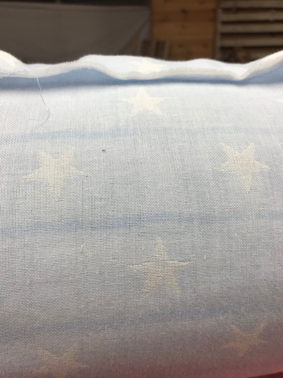 ジャガード織トリプルガーゼ綿100%生地お星様柄薄い水色（抗菌防臭加工） 2枚目の画像