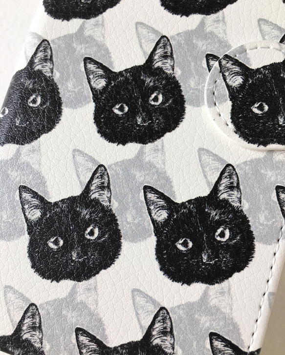 黒猫/ホワイトiPhone手帳 2枚目の画像