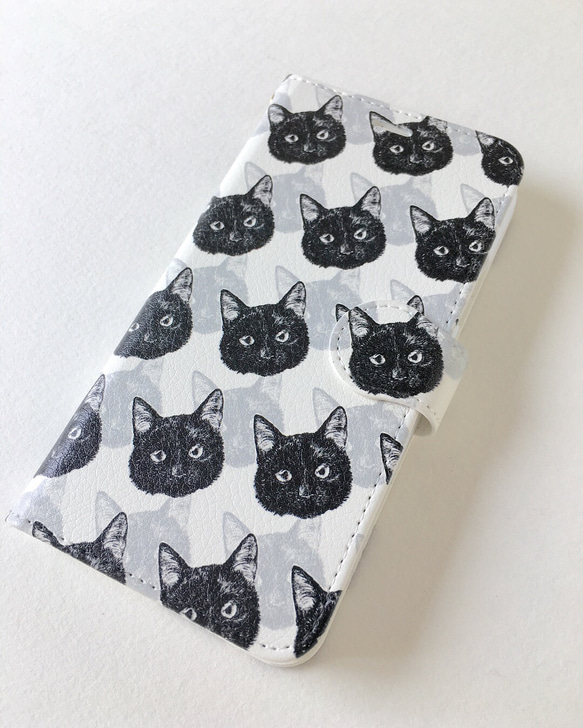 黒猫/ホワイトiPhone手帳 3枚目の画像