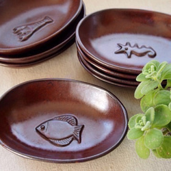 海のグラタン皿（イシダイ柄、茶） 5枚目の画像