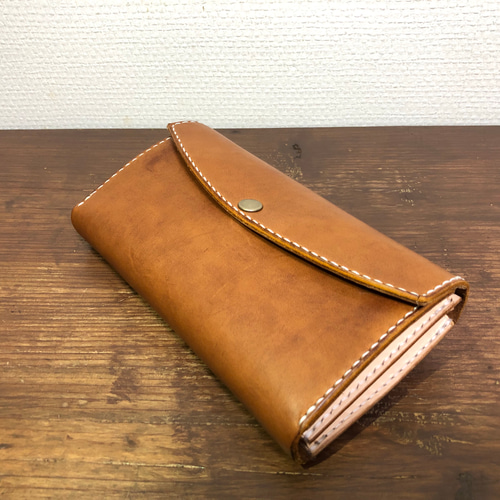 経年変化を楽しむ フラップ式 長財布 総手縫い 財布 フルレザー 経年変化を楽しむ フラップ式 長財布 総手縫い 財布 フルレザー