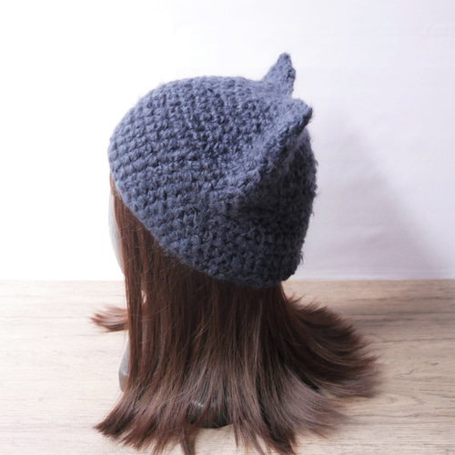 ふわっと軽いモヘアの猫耳ニット帽＊ネイビー＊ ニット帽・ビーニー