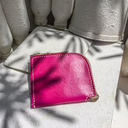 「袋にぶつけないでください」ピンクの植物なめし革L字型の財布 3枚目の画像