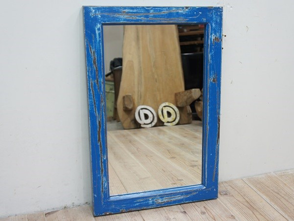オールドチーク材のミラー 60cm×40cm アンティークブルー 青色 壁掛け鏡 チーク無垢材フレーム  古材フレーム 1枚目の画像