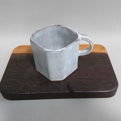 四角形の陶器のマグカップ（淡雪） 4枚目の画像