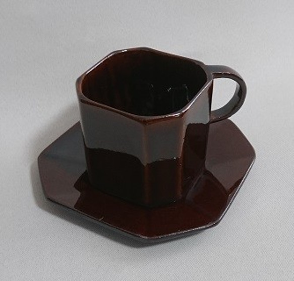 陶器 ティーカップ 飴釉 3枚目の画像