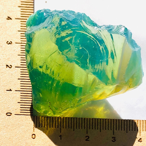 アンダラ クリスタル レアバイカラー インドネシア産 天然石 moonchild