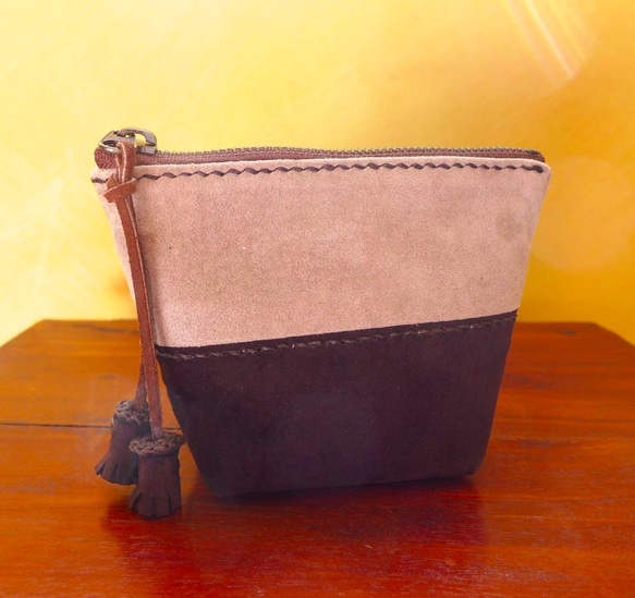 BOAT SHAPED POUCH 第2張的照片