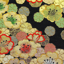 古袱紗（通常サイズ）・黒地桜紋金襴 3枚目の画像