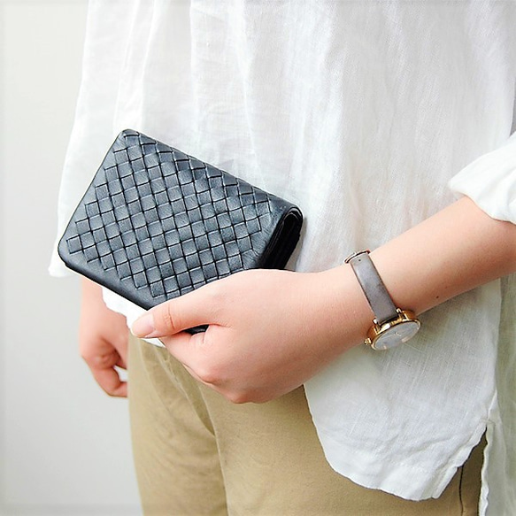 【刻印可】柔らか質感のメッシュレザー　二つ折り財布　 ブラック　シエロ　 MH0662 6枚目の画像