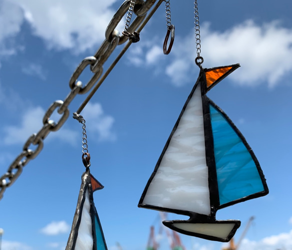 二艘のヨット ステンドグラスのモビール モビール こまどや 通販